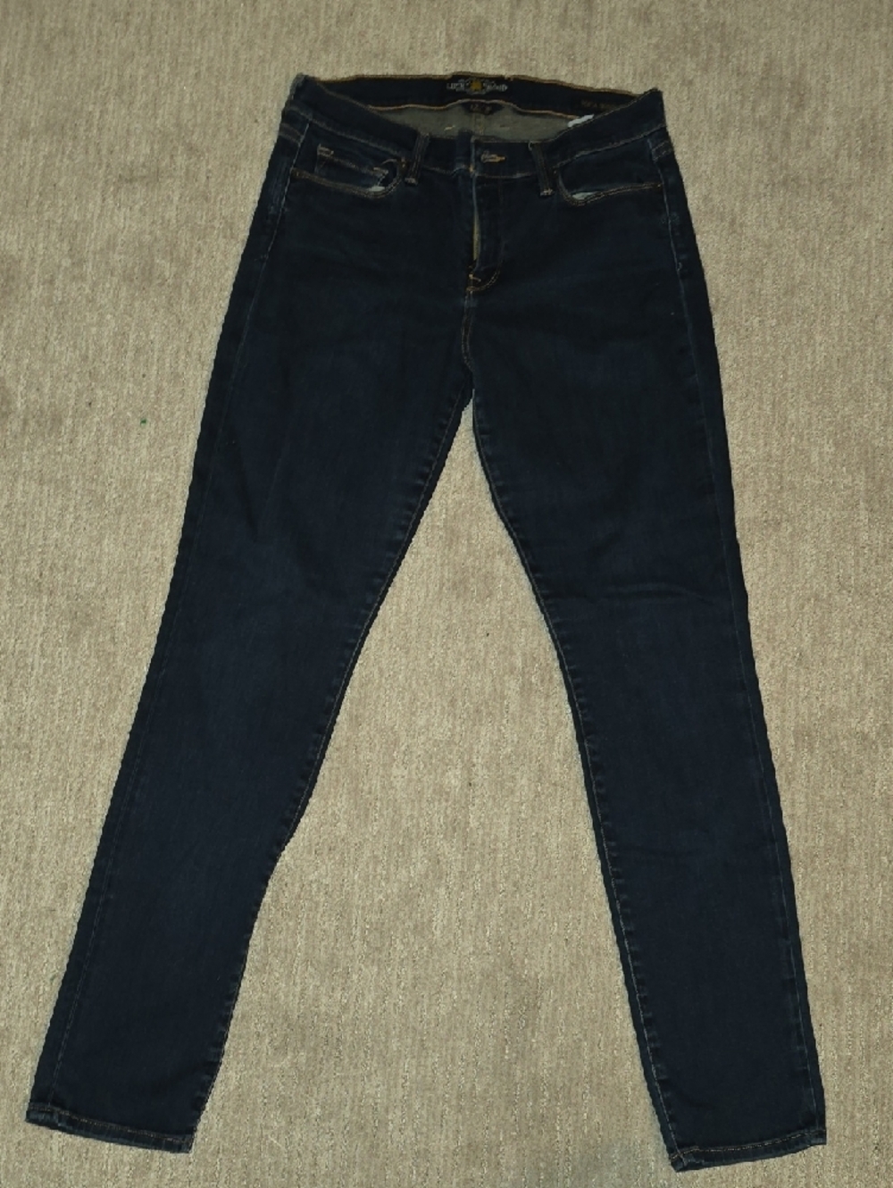 Lucky Brand Women’s Sofia Skinny Jeans in Dark Blue - Picture 2 of 4